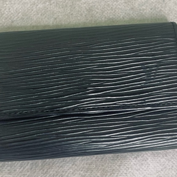 Louis Vuitton Other - Louis Vuitton Textured Black Wallet